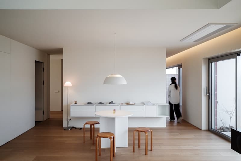 Interior room mockup before and after color preview